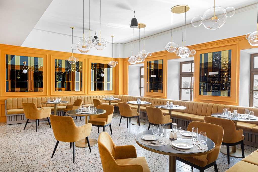 The Basilian Minsk, Curio Collection By Hilton Hotell Restaurang bild