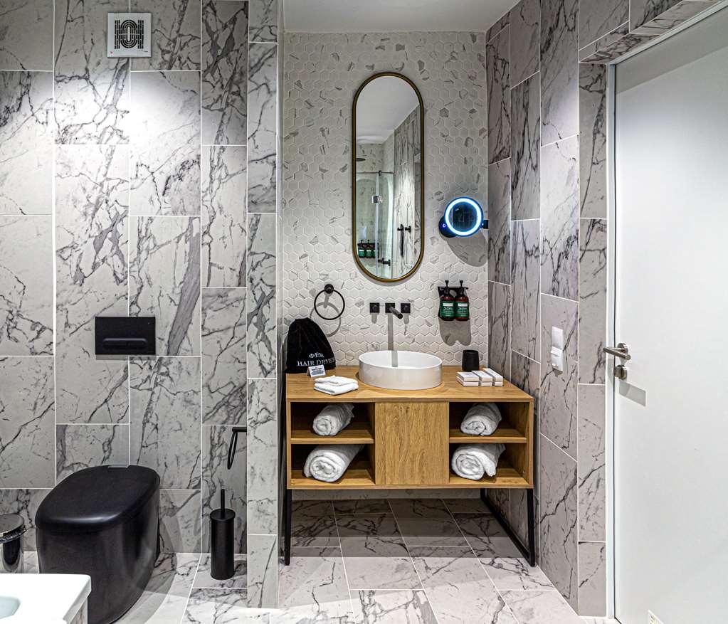 The Basilian Minsk, Curio Collection By Hilton Hotell Exteriör bild